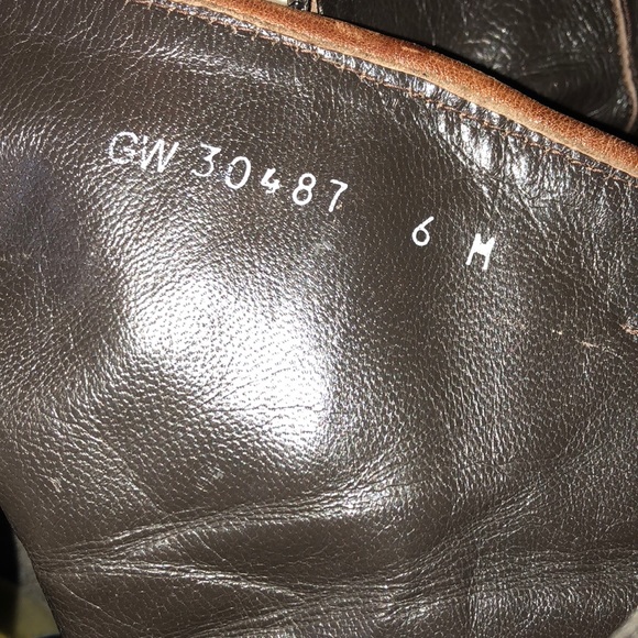 Stuart Weitzman boots - Picture 5 of 8